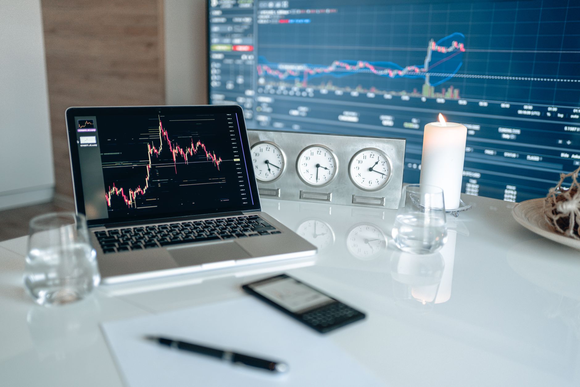 Bank of England Tests Two Digital Currencies for SME Trade Finance: What It Means for Importers